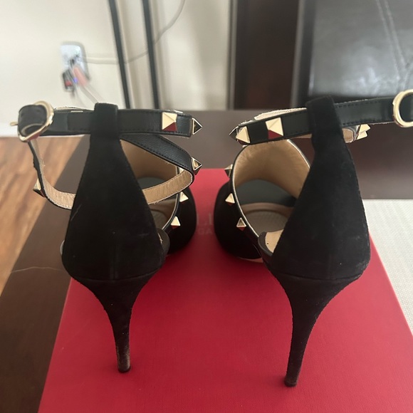Valentino heels size 9.5. - Picture 2 of 5
